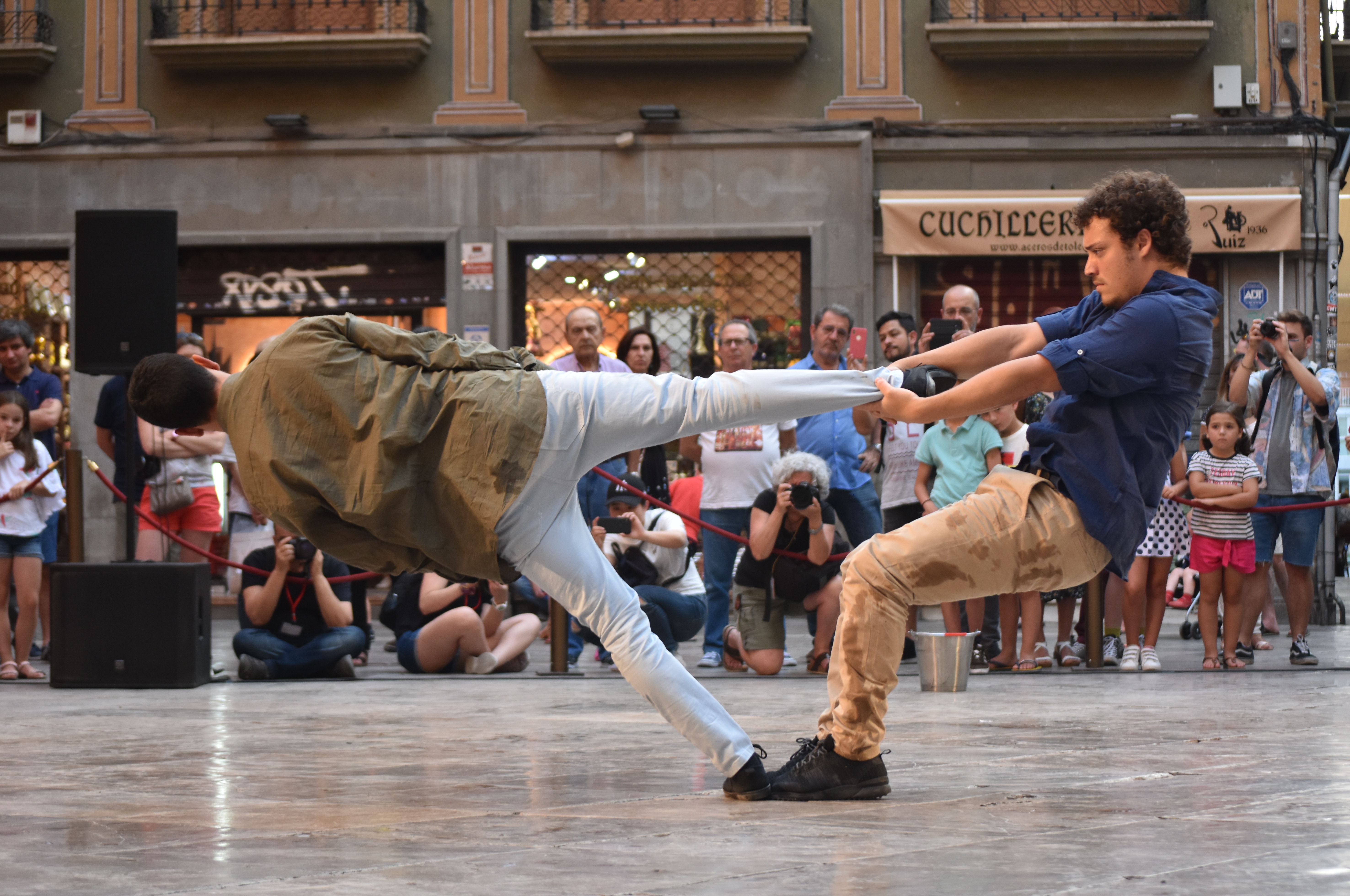 ‘Meeting point’: Rambleta lleva la danza a la calle