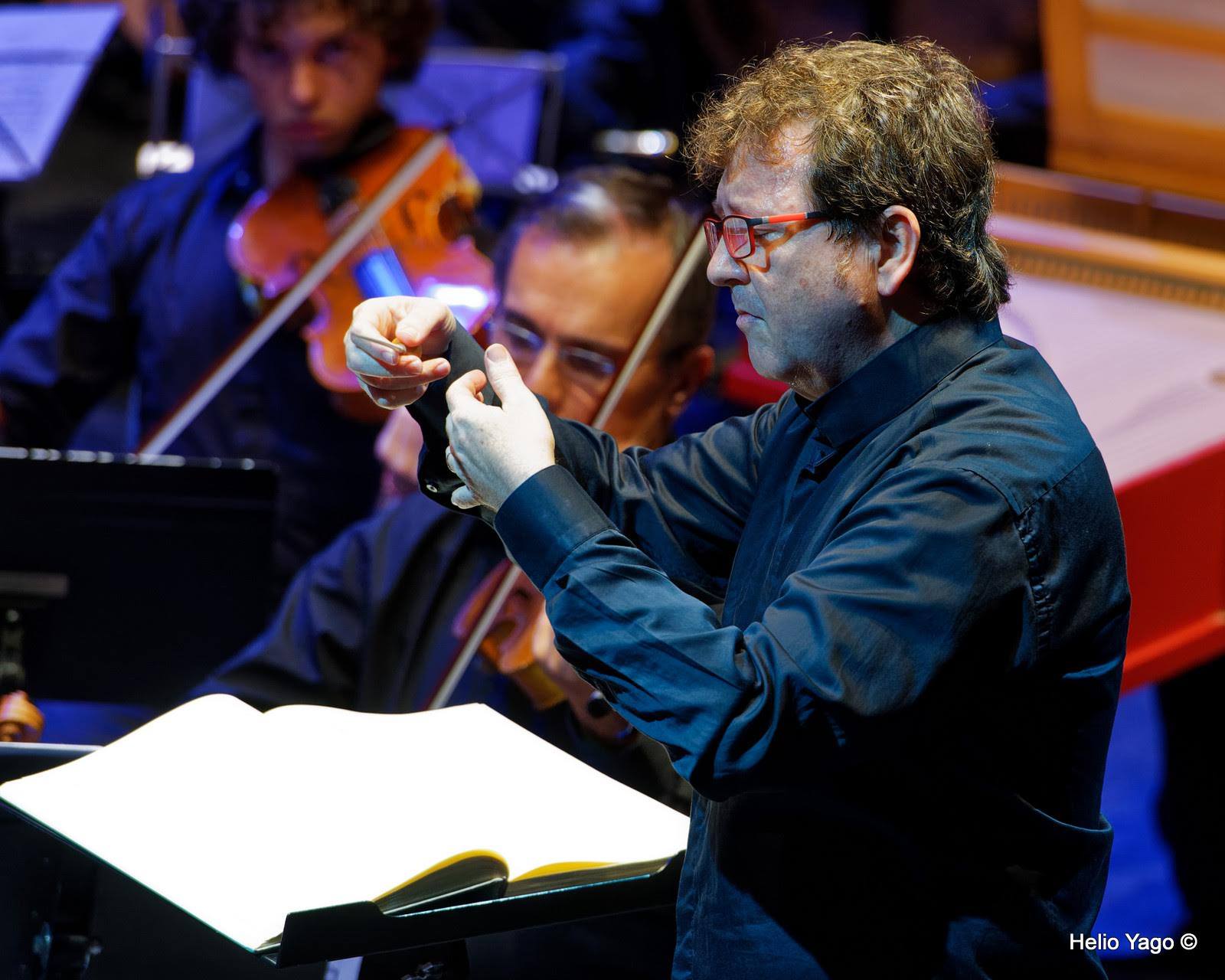 Joan Enric Lluna dirige obras de Joaquín Rodrigo con la Orquestra de la Comunitat Valenciana
