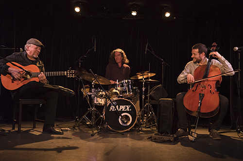 Los conciertos de Samuel Reina y Jerez Texas llenan de música el escenario de Sala Russafa