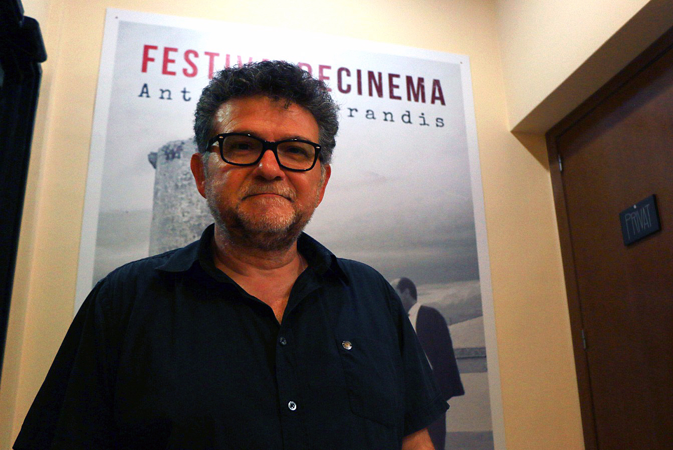 El actor Carles Alberola presenta los cortos  finalistas del IV Festival de Cinema Antonio Ferrandis de Paterna