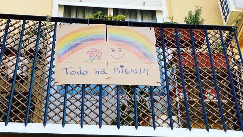 #Desdemiventana: la propuesta creativa para los niños durante el encierro en casa