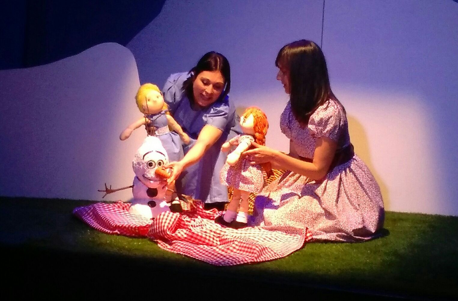 El Teatret presenta “Jugando con Frozen” en abierto
