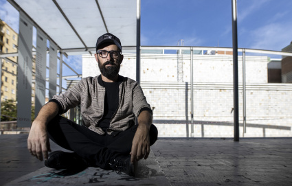 Concierto de Enric Monfort a las puertas del Espai d’Art Contemporani de Castelló