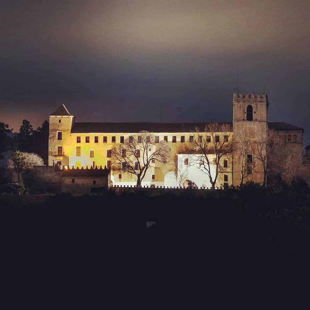 VISITAS NOCTURNAS AL MONASTERIO DE SANT JERONI DE COTALBA