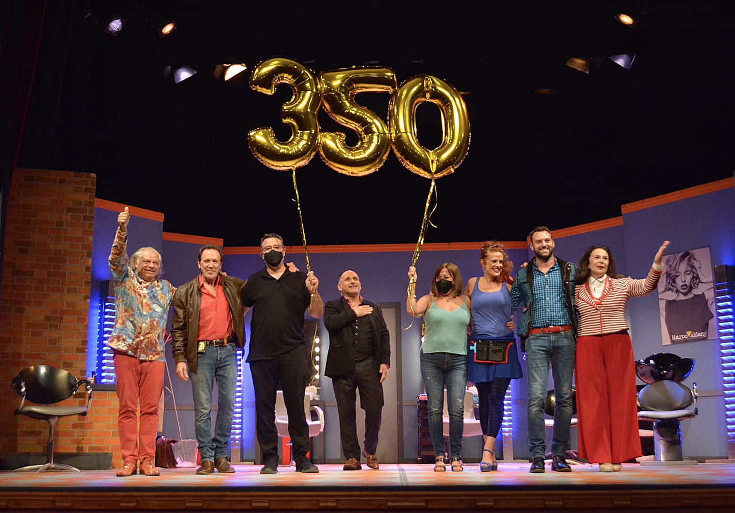 “POR LOS PELOS” cumple 350 funciones 🎈 3️⃣  5️⃣  0️⃣  🎈