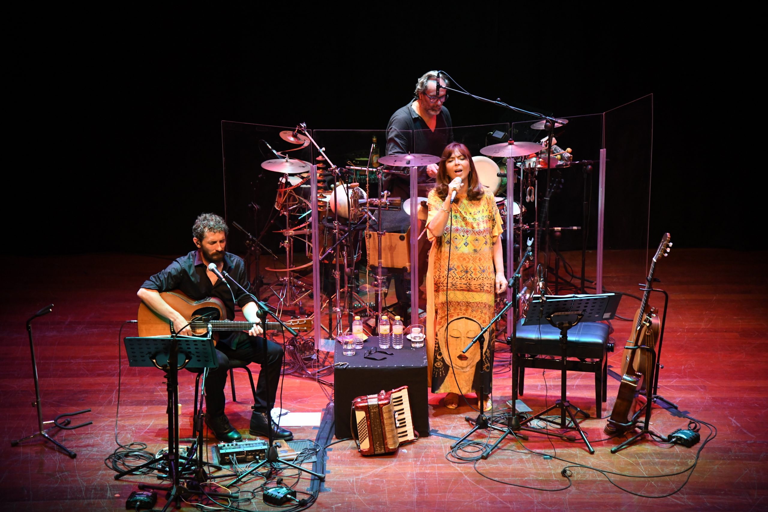 El Teatre Micalet programa un ciclo de conciertos encabezado por la vuelta de Maria de Mar Bonet con Borja Penalba