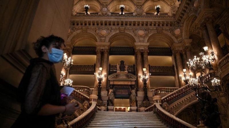 La Ópera de París revisará el uso del ‘blackface’ tras un manifiesto suscrito por 400 trabajadores