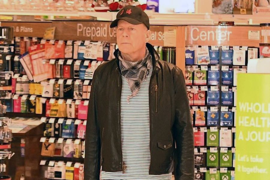 El ‘día de furia’ de Bruce Willis: expulsado de una farmacia por negarse a llevar mascarilla