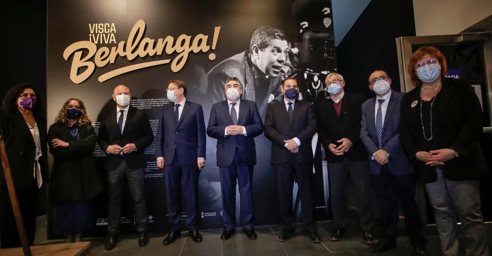 Los ministros Uribes y Ábalos visitan la muestra sobre Berlanga con la que Diputación abre el año del cineasta valenciano