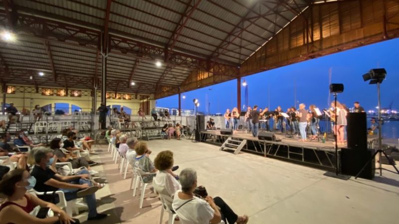 La Marina llena los conciertos de “Clàssica al Tinglado”