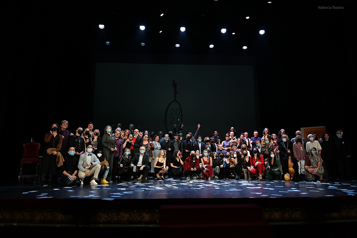 El espectáculo ‘La mort i la donzella’ triunfa en la noche de las artes escénicas valencianas con seis galardones
