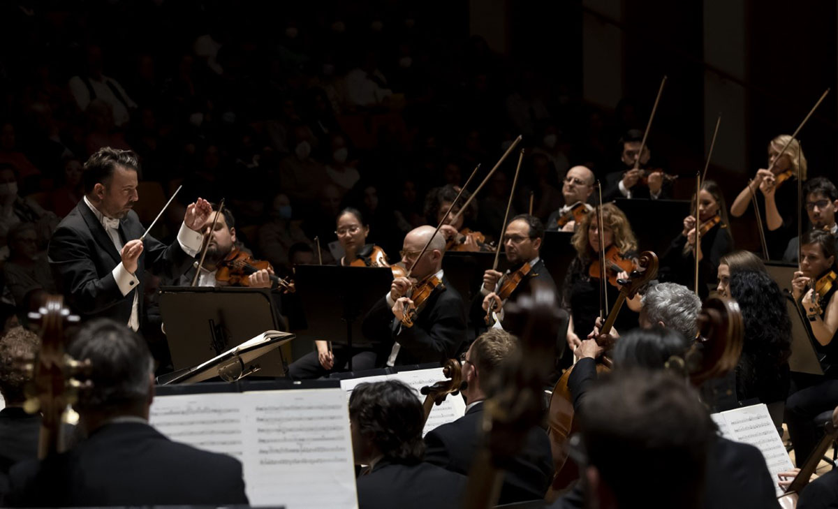 James Gaffigan y la OCV inauguran la temporada de Les Arts con conciertos en Altea, Torrent y Torrevieja