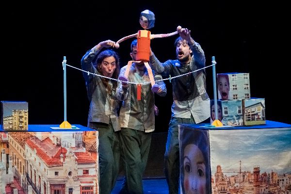 La Sala L’Horta acoge este domingo “Cu-Cú”, el inspirador montaje de Bambalina que enseña a los niños a celebrar sus diferencias