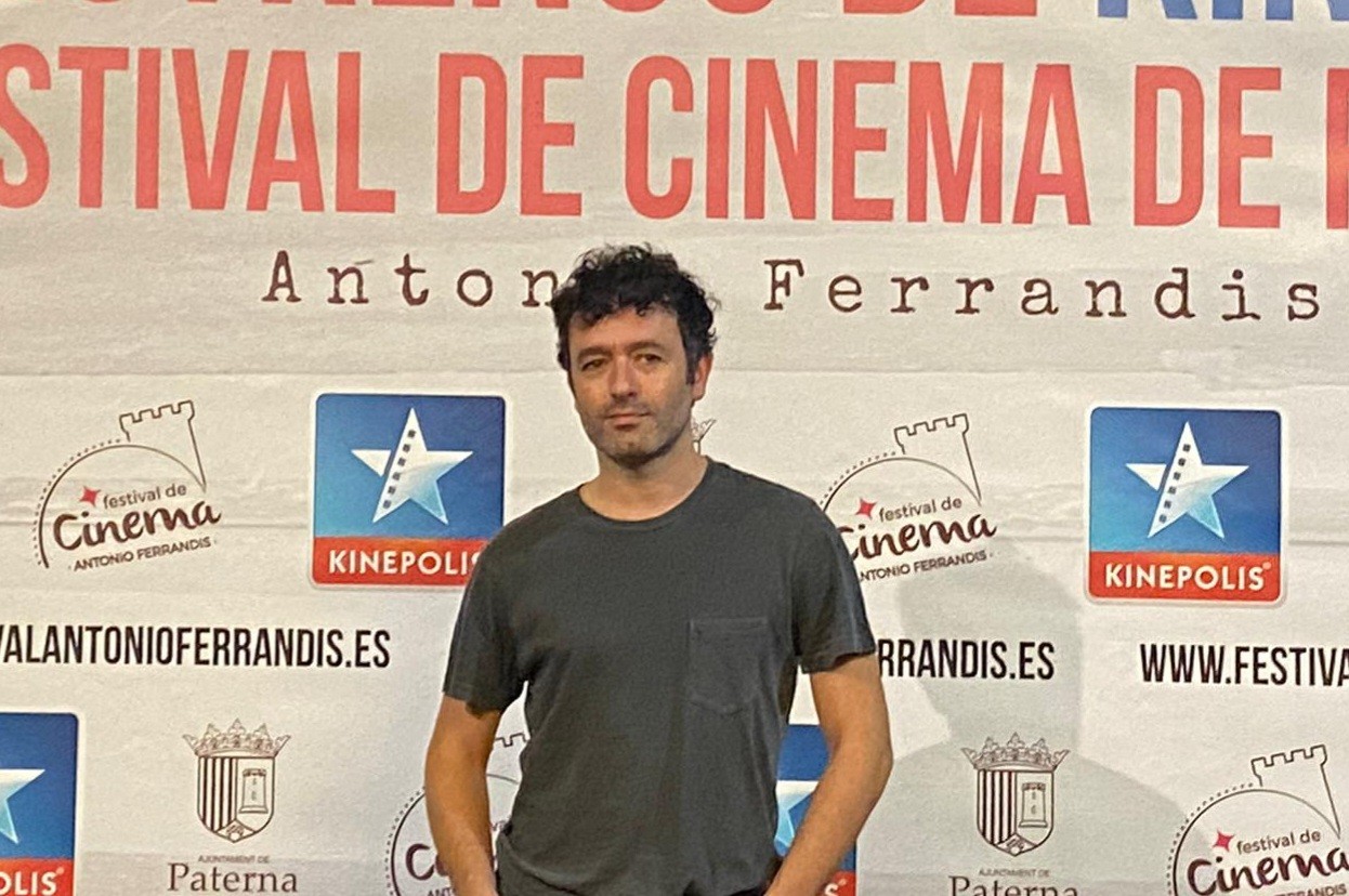 RODRIGO SOROGOYEN PRESENTA EN VALENCIA “AS BESTAS”, UNA PELÍCULA “DE HOMBRES VIOLENTOS Y MUJERES CONCILIADORAS”