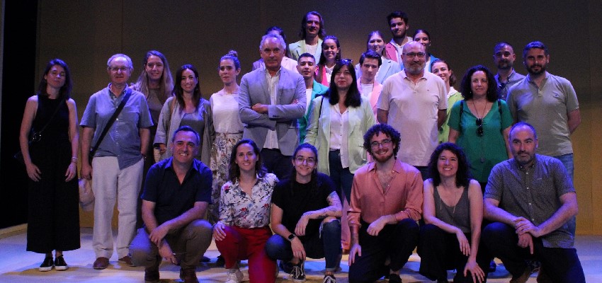 La Federación de Teatro Universitario premia la Escena Erasmus de la Universitat de València y la Diputación