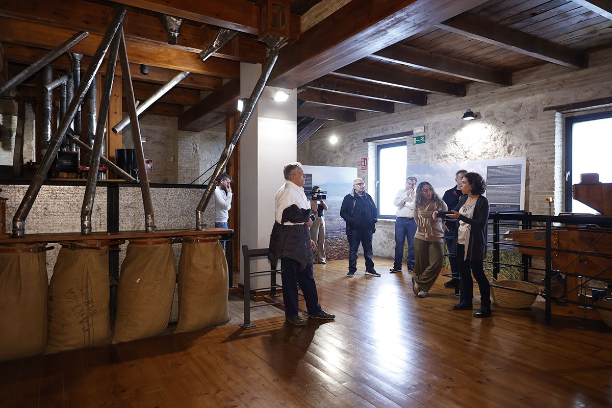 EL MUSEO DEL ARROZ INAUGURA SU EXPOSICIÓN SOBRE LA VEGETACIÓN DE LA ALBUFERA CON UN RECORRIDO DIDÁCTICO POR EL PARQUE NATURAL