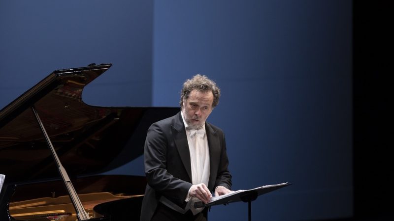 Christian Gerhaher, el mejor intérprete de ‘lied’ actual, canta en Les Arts las páginas de mayor lirismo de Brahms
