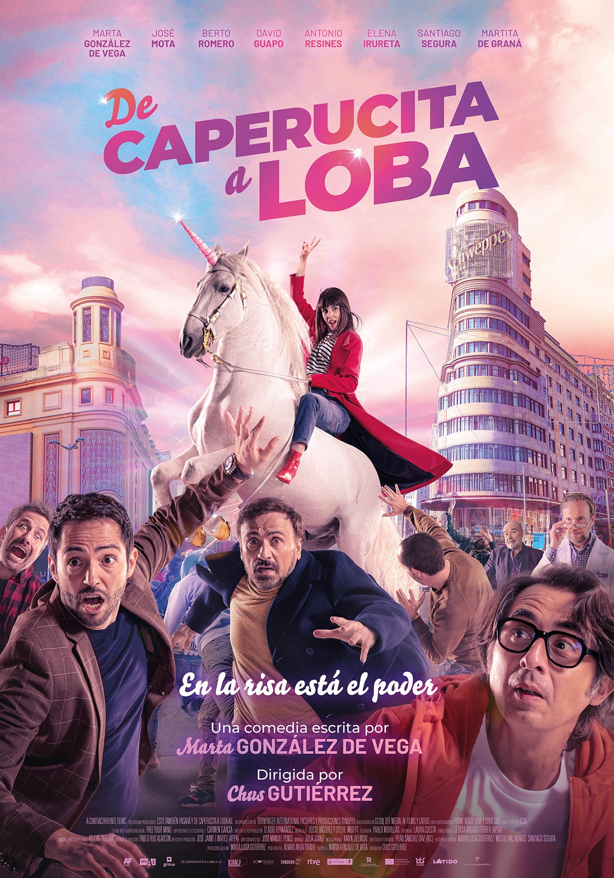 MARTA GONZÁLEZ DE VEGA Y CHUS GUTIÉRREZ PRESENTAN “DE CAPERUCITA A LOBA” EN KINEPOLIS VALENCIA