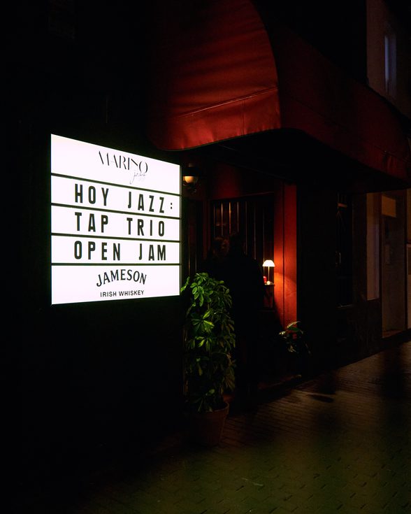 Abre sus puertas Marino, un antiguo mirador de barcos del Cabanyal reconvertido en un club de jazz de inspiración vintage