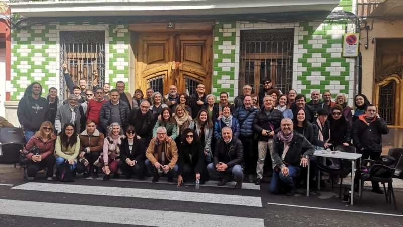 Encuentro de programadores del Circuit en Silla para conocer compañías emergentes