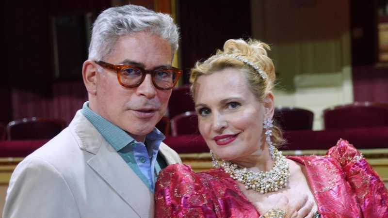 Boris Izaguirre y Ainhoa Arteta  juntos en la zarzuela “Trato de Favor”