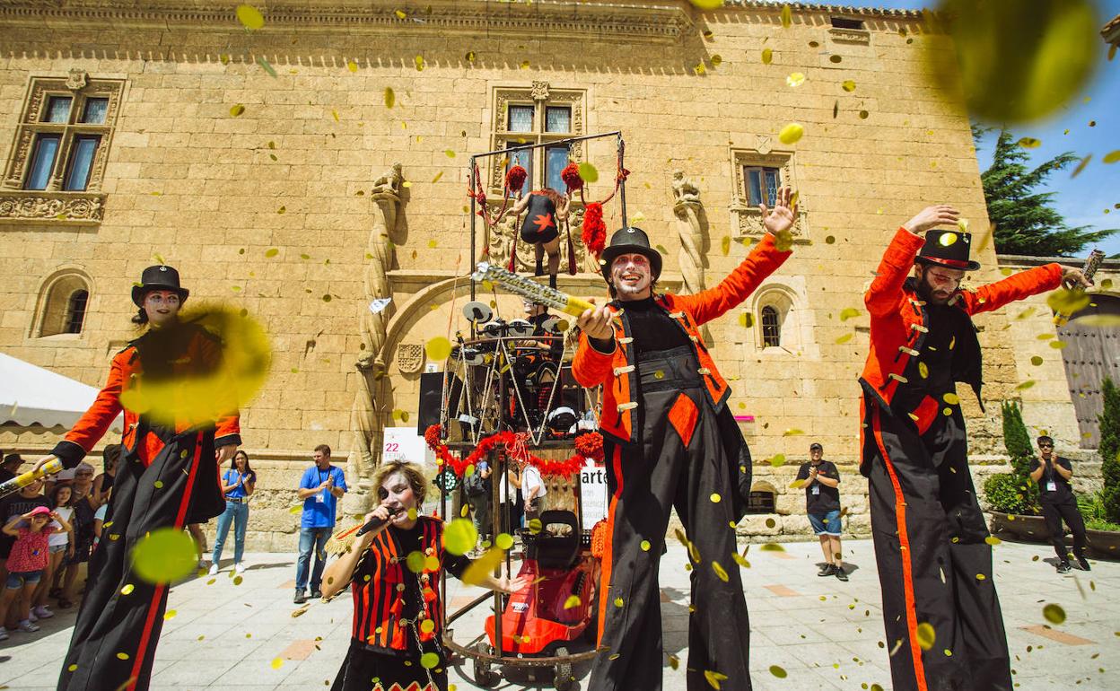 “Convida’m al teatre, al circ, a la dansa”, así arranca la temporada valenciana de artes escénicas de la mano de AVETID