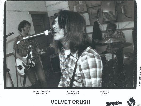 El trío norteamericano de power pop Velvet Crush celebra este domingo en Valencia su 30 aniversario