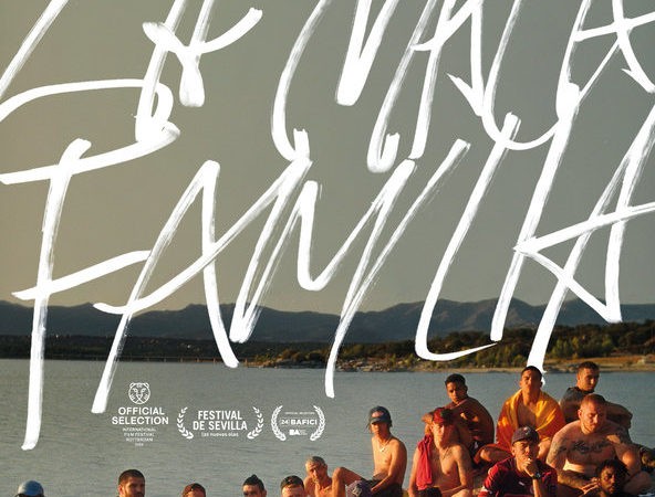 El documental ‘LA MALA FAMILIA’ lanza una pieza inédita con motivo del aniversario de su estreno