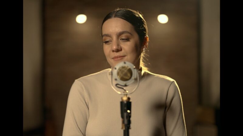 VALERIA CASTRO COMPONE E INTERPRETA  EL TEMA PRINCIPAL DE LA PELÍCULA ‘EL 47’