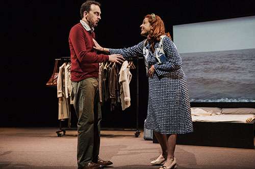 El IVC programa en el Teatre Arniches las propuestas teatrales ‘Valparaíso’ y ‘Un tros de pa’