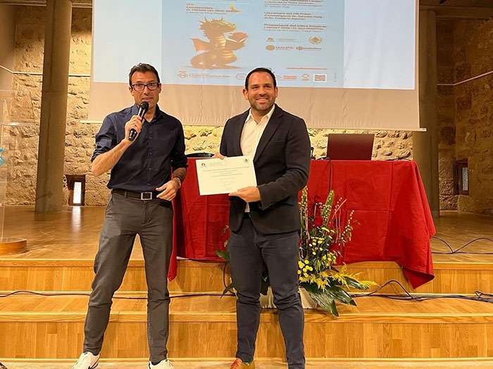 El Dr. Frederic Aparisi Romero gana el VIII Premio Saladié Roig