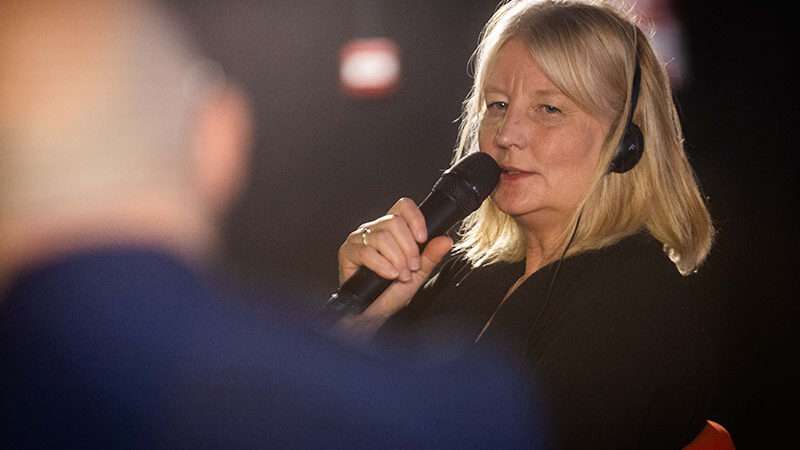 VLC NEGRA CELEBRA EL LEGADO DE MILLENNIUM CON KARIN SMIRNOFF: “LA FAMILIA DE STIEG LARSSON QUERÍA QUE LA MIRADA DE LA SAGA RECAYERA EN UNA MUJER”