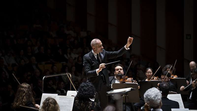 Antonello Manacorda dirige la ‘Cuarta’ de Bruckner y los ‘Rückert Lieder’ de Mahler con la Orquestra de la Comunitat Valenciana en Valencia y Castellón