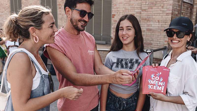 València y Alicante se transforman en un gran escenario urbano con ‘Les arts escèniques valencianes… COMENCEM!’