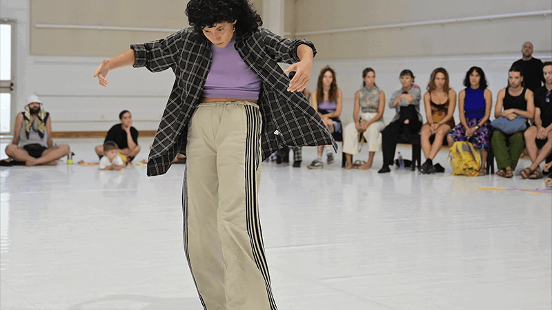 Espai LaGranja convierte el proceso artístico en diálogo social y herramienta de mediación con los jóvenes