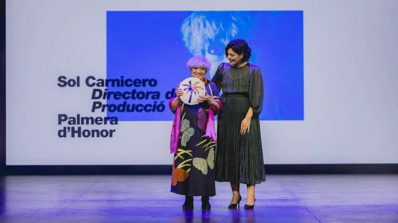 Sol Carnicero pide a los políticos que trabajen juntos “para que no se repita una dana” al recibir la Palmera de Honor de la Mostra de València