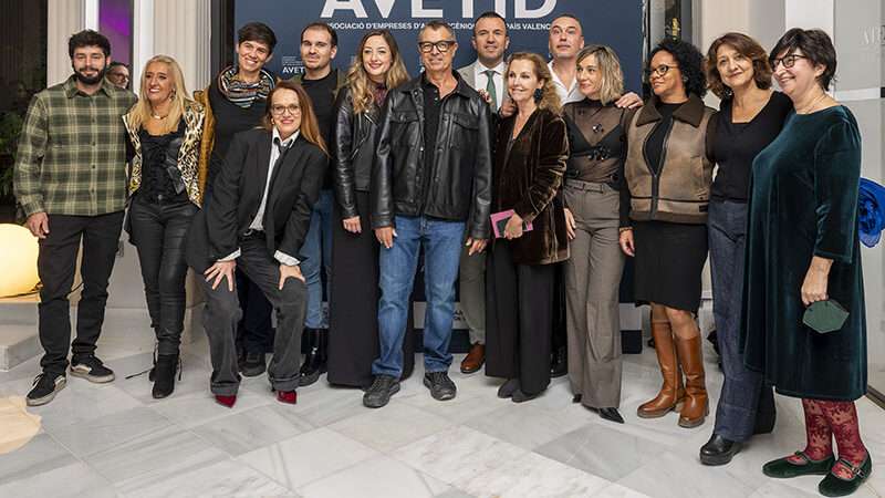 El talento y la trayectoria de la escena valenciana brillan en la Trobada de Premis AVETID 2025