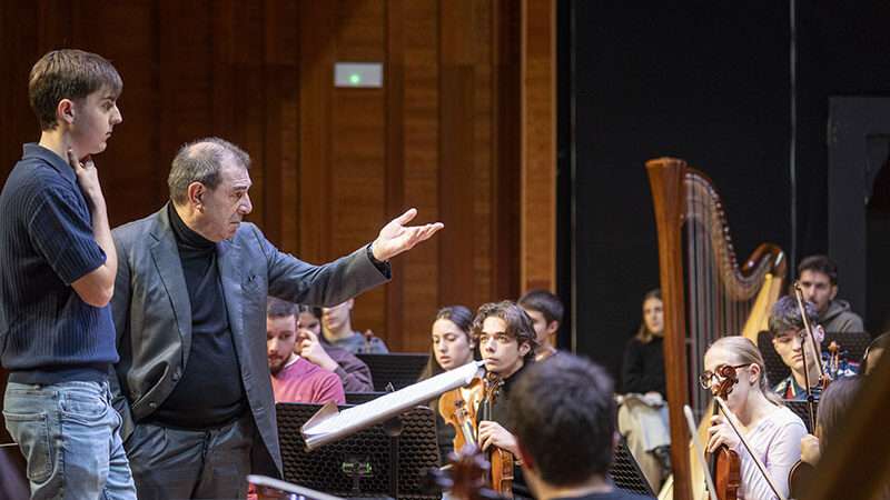 Les Arts celebra el Día de Santa Cecilia con la visita de Daniele Gatti al Conservatorio Superior Joaquín Rodrigo