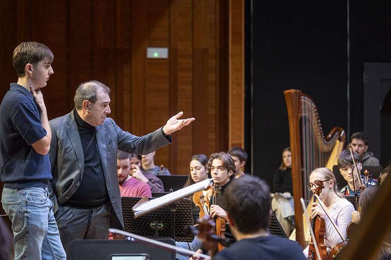 Les Arts celebra el Día de Santa Cecilia con la visita de Daniele Gatti al Conservatorio Superior Joaquín Rodrigo