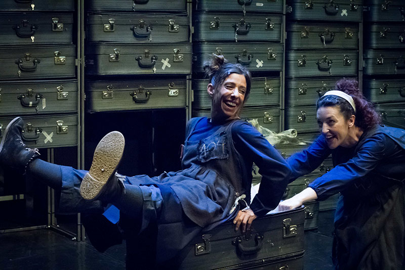 La Sala L’Horta presenta la historia de amistad de dos niñas huérfanas con la explotación laboral infantil como telón de fondo