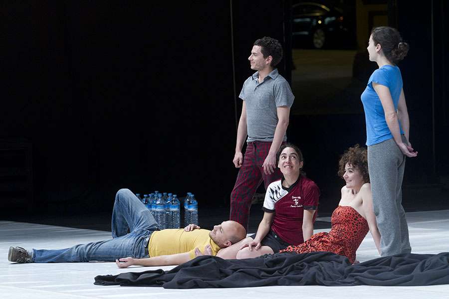 La Mutant recupera una pieza emblemática de las artes vivas gestada en 2009, ‘Blue’