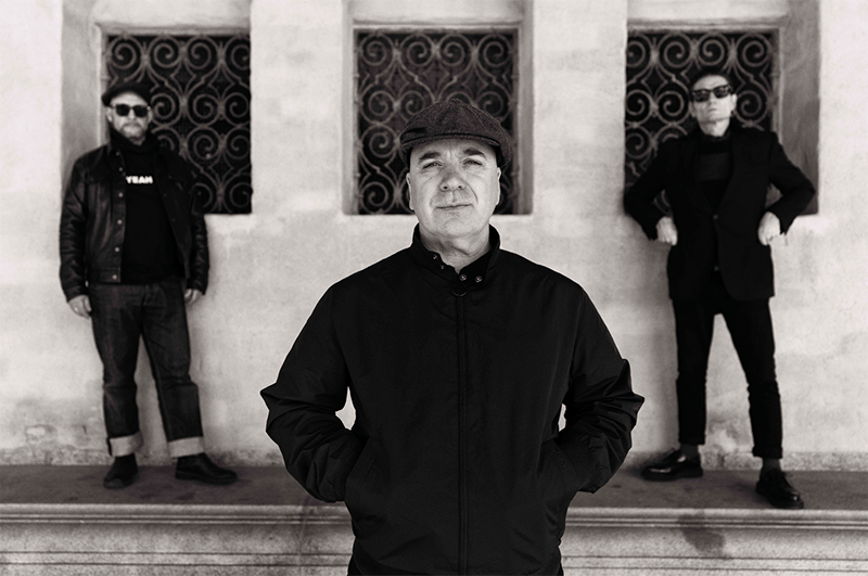 La legendaria formación británica Nitzer Ebb, icónica en las discotecas de la Ruta, regresa a Valencia 