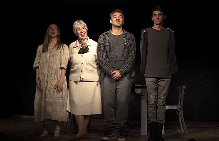 ‘Nuestros muertos’, dos violencias, una misma herida