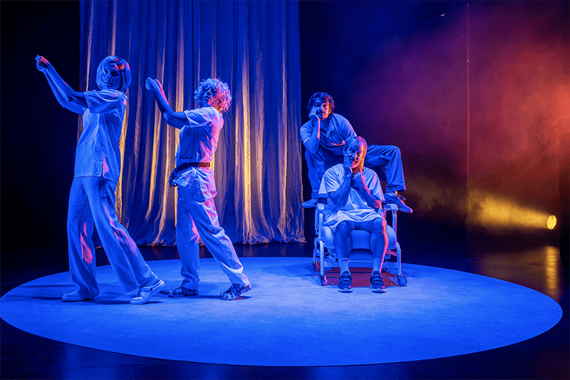 La compañía valenciana Contrahecho Producciones inicia la programación de 2026 en el Teatre Rialto