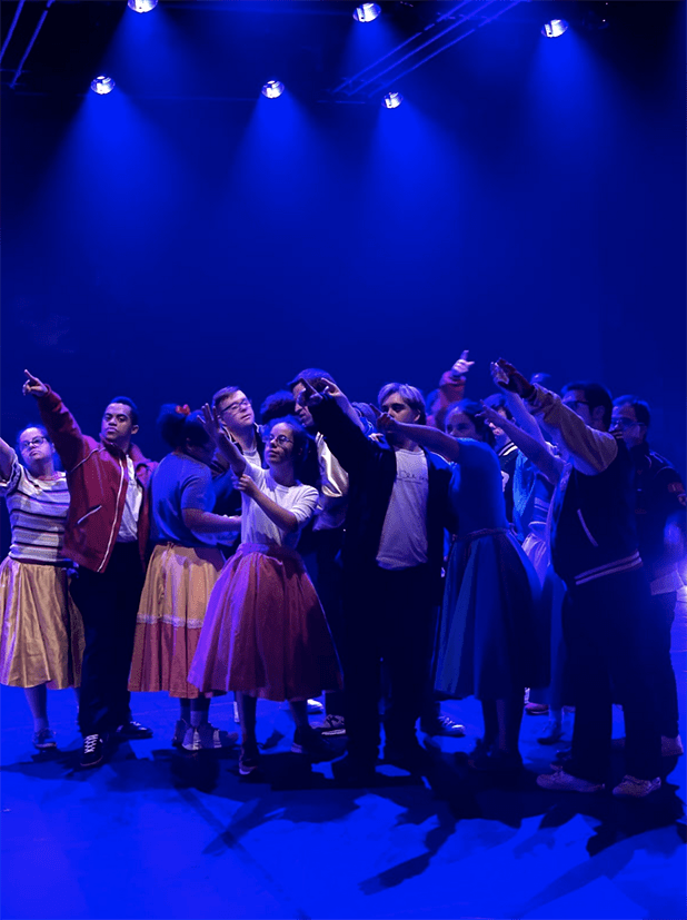 Danza Down regresa a Carme Teatre con Variaciones coreográficas / Side 