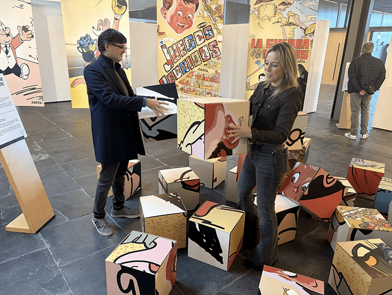 El Auditori de Castelló despide la exposición del dibujante Karpa con una visita guiada y un taller creativo