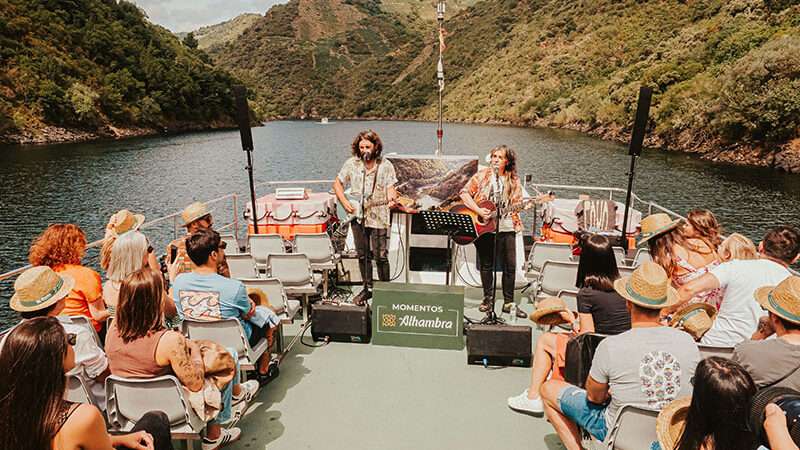 DEZASETEº RIBEIRA SACRA ANUNCIA SU CARTEL POR DÍAS CON THE DIVINE COMEDY, SIDONIE, BAIUCA, ANNI B SWEET Y PUÑO DRAGÓN, ENTRE OTRAS PROPUESTAS MUSICALES