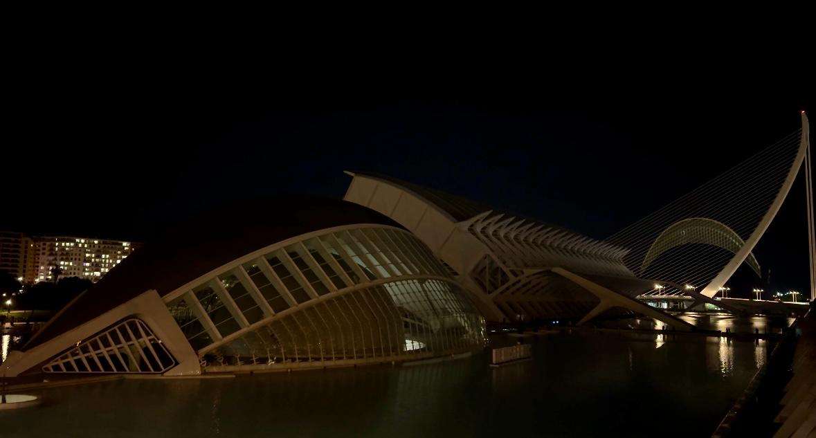 La Ciutat de les Arts i les Ciències se suma a la ‘Hora del Planeta’ con un apagado de luces en sus edificios