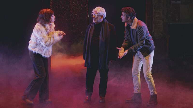 Hongaresa Teatre entona en ‘El camino de la sal’ una oda al refugio en tiempos de incertidumbre