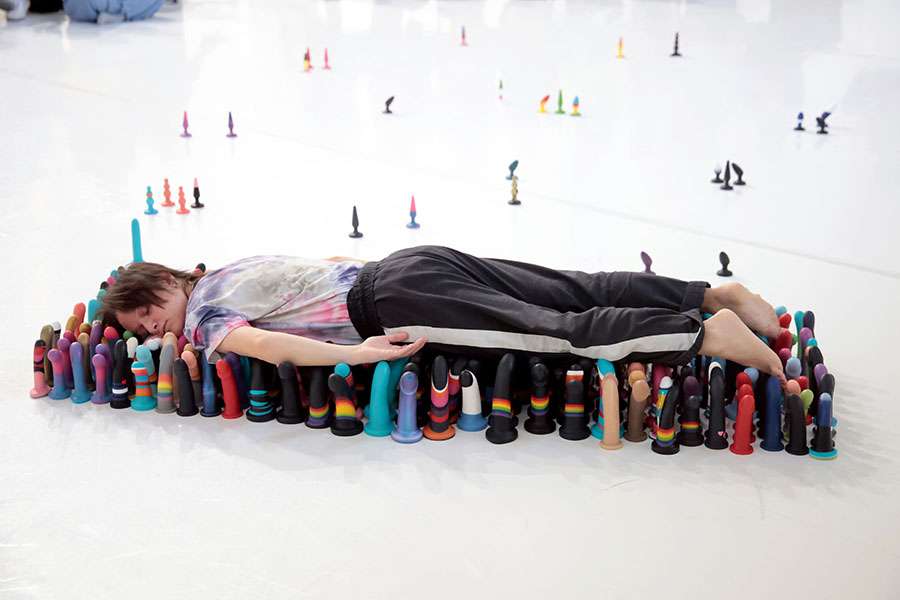 El ciclo Zona Grisa de La Mutant acoge sendas propuestas sobre la linealidad del tiempo y los procesos de normalización